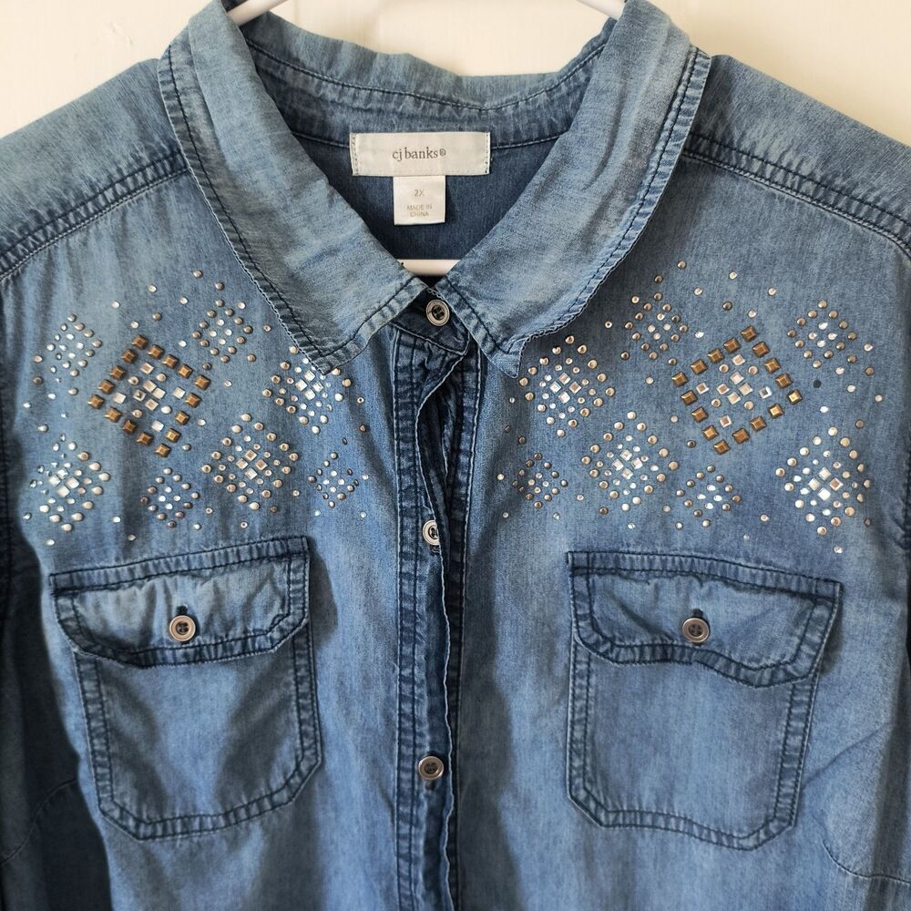 CJ Banks Denim Shirt 2X Blue Tie dye Roll Tab Sleeves Bling Rodeo Festival - Picture 4 of 16